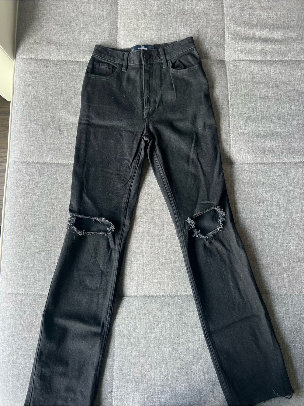 Hollister Black High-Rise Straight Jeans with Knee Rips